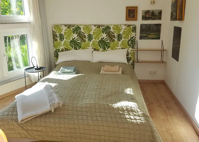 Susanne Hendus Appartement *